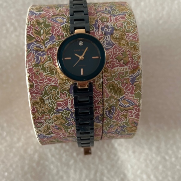 Anne Klein Woman's Navy Blue Ceramic Band Watch EuC - Picture 2 of 4